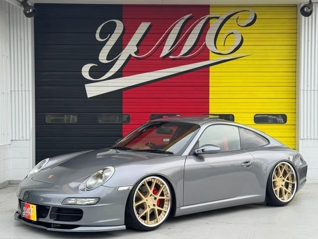 2005 Porsche 911 - photo 1 2005 Porsche 911 Silver Coupe for sale, Japanese used car export | GULJI TRADERS