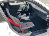 2010 Porsche 911 911GT3RS White Coupe for sale, Japanese used car export - photo 22 of 63 | GULJI TRADERS