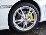 2010 Porsche 911 White Coupe for sale, Japanese used car export - photo 11 of 24 | GULJI TRADERS