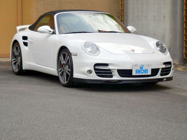 2010 Porsche 911 911 Turbo Cabriolet - photo 1 2010 Porsche 911 911 Turbo Cabriolet White Coupe for sale, Japanese used car export | GULJI TRADERS