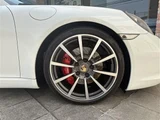 2013 Porsche 911 Carrera S White Coupe for sale, Japanese used car export - photo 7 of 9 | GULJI TRADERS
