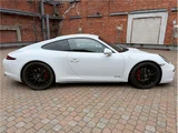 2015 Porsche 911 911 Carrera 4 GTS Sport 4WD White Coupe for sale, Japanese used car export - photo 33 of 51 | GULJI TRADERS