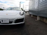 2016 Porsche 911 PDK White Coupe for sale, Japanese used car export - photo 26 of 40 | GULJI TRADERS