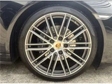 2018 Porsche 911 911 Carrera 4 Cabriolet 4WD Black Coupe for sale, Japanese used car export - photo 30 of 59 | GULJI TRADERS