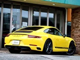 2018 Porsche 911 Yellow Coupe for sale, Japanese used car export - photo 2 of 35 | GULJI TRADERS