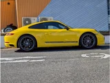 2018 Porsche 911 Yellow Coupe for sale, Japanese used car export - photo 20 of 35 | GULJI TRADERS