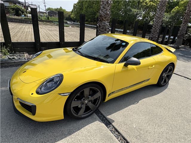 2019 Porsche 911 Carrera T - photo 1 2019 Porsche 911 Carrera T Yellow Coupe for sale, Japanese used car export - photo 1 of 62 | GULJI TRADERS