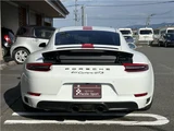 2019 Porsche 911 911 Carrera GTS White Coupe for sale, Japanese used car export - photo 16 of 54 | GULJI TRADERS