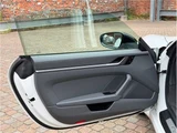 2020 Porsche 911 911 Carrera Cabriolet White Coupe for sale, Japanese used car export - photo 14 of 62 | GULJI TRADERS