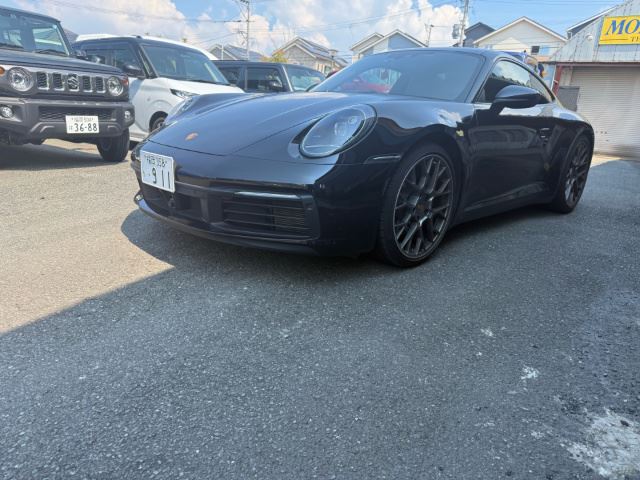 2020 Porsche 911 Carrera - photo 1 2020 Porsche 911 Carrera Black Coupe for sale, Japanese used car export - photo 1 of 24 | GULJI TRADERS