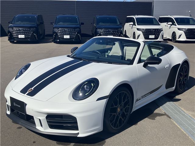 2025 Porsche 911 Cabriolet White Coupe for sale, Japanese used car export | GULJI TRADERS