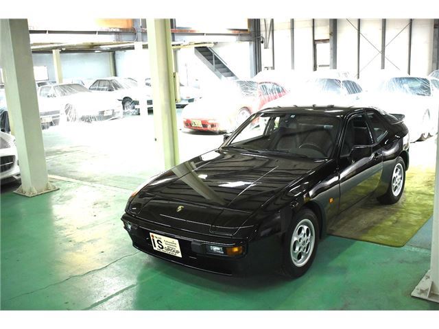 1989 Porsche 944 - photo 1 1989 Porsche 944 Sedan for sale, Japanese used car export - photo 1 of 34 | GULJI TRADERS
