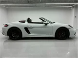 2024 Porsche Boxster Coupe for sale, Japanese used car export - photo 11 of 80 | GULJI TRADERS