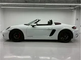 2024 Porsche Boxster Coupe for sale, Japanese used car export - photo 17 of 80 | GULJI TRADERS