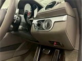 2024 Porsche Boxster Coupe for sale, Japanese used car export - photo 30 of 80 | GULJI TRADERS