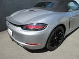 2024 Porsche Boxster Coupe for sale, Japanese used car export - photo 11 of 30 | GULJI TRADERS