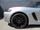 2024 Porsche Boxster Coupe for sale, Japanese used car export - photo 15 of 30 | GULJI TRADERS