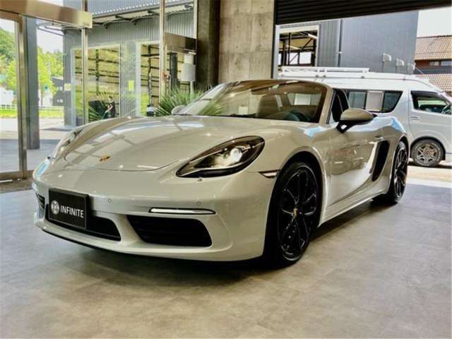 2025 Porsche Boxster Coupe for sale, Japanese used car export | GULJI TRADERS