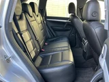 2005 Porsche Cayenne 4WD SUV for sale, Japanese used car export - photo 18 of 24 | GULJI TRADERS