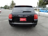 2005 Porsche Cayenne Turbo 4WD SUV for sale, Japanese used car export - photo 4 of 20 | GULJI TRADERS