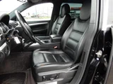 2005 Porsche Cayenne Turbo 4WD SUV for sale, Japanese used car export - photo 11 of 20 | GULJI TRADERS