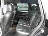 2005 Porsche Cayenne Turbo 4WD SUV for sale, Japanese used car export - photo 13 of 20 | GULJI TRADERS