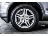 2007 Porsche Cayenne 3.6 4WD SUV for sale, Japanese used car export - photo 20 of 67 | GULJI TRADERS