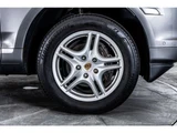 2007 Porsche Cayenne 3.6 4WD SUV for sale, Japanese used car export - photo 22 of 67 | GULJI TRADERS