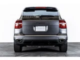 2007 Porsche Cayenne 3.6 4WD SUV for sale, Japanese used car export - photo 31 of 67 | GULJI TRADERS