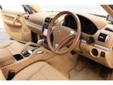 2007 Porsche Cayenne 3.6 4WD SUV for sale, Japanese used car export - photo 42 of 67 | GULJI TRADERS
