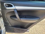 2007 Porsche Cayenne 3.6 4WD SUV for sale, Japanese used car export - photo 37 of 50 | GULJI TRADERS