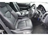 2010 Porsche Cayenne Base SUV for sale, Japanese used car export - photo 14 of 72 | GULJI TRADERS