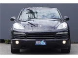 2010 Porsche Cayenne Base SUV for sale, Japanese used car export - photo 25 of 72 | GULJI TRADERS