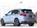 2010 Porsche Cayenne Turbo SUV for sale, Japanese used car export - photo 2 of 48 | GULJI TRADERS