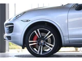 2010 Porsche Cayenne Turbo SUV for sale, Japanese used car export - photo 14 of 48 | GULJI TRADERS