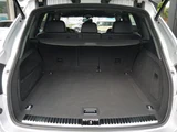 2010 Porsche Cayenne Turbo SUV for sale, Japanese used car export - photo 24 of 30 | GULJI TRADERS