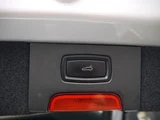 2010 Porsche Cayenne Turbo SUV for sale, Japanese used car export - photo 26 of 30 | GULJI TRADERS