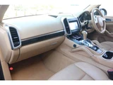 2010 Porsche Cayenne Base SUV for sale, Japanese used car export - photo 14 of 55 | GULJI TRADERS