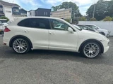 2011 Porsche Cayenne S Hybrid 4WD SUV for sale, Japanese used car export - photo 3 of 29 | GULJI TRADERS