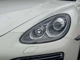 2011 Porsche Cayenne S Hybrid 4WD SUV for sale, Japanese used car export - photo 5 of 29 | GULJI TRADERS