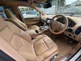 2011 Porsche Cayenne S Hybrid 4WD SUV for sale, Japanese used car export - photo 15 of 29 | GULJI TRADERS