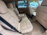 2011 Porsche Cayenne S Hybrid 4WD SUV for sale, Japanese used car export - photo 27 of 29 | GULJI TRADERS