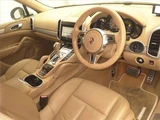 2011 Porsche Cayenne S Hybrid 4WD SUV for sale, Japanese used car export - photo 3 of 11 | GULJI TRADERS