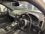 2011 Porsche Cayenne SUV for sale, Japanese used car export - photo 3 of 10 | GULJI TRADERS