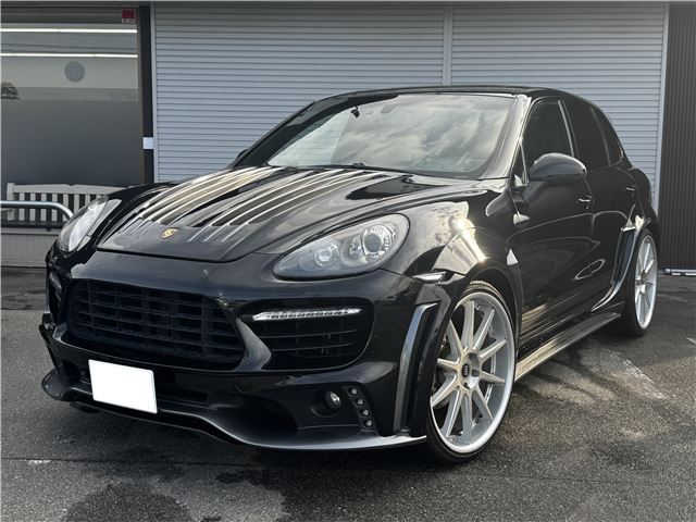 2012 Porsche Cayenne GTS - photo 1 2012 Porsche Cayenne GTS SUV for sale, Japanese used car export - photo 1 of 37 | GULJI TRADERS