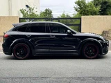 2012 Porsche Cayenne GTS 4WD SUV for sale, Japanese used car export - photo 14 of 53 | GULJI TRADERS