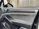 2012 Porsche Cayenne GTS 4WD SUV for sale, Japanese used car export - photo 22 of 53 | GULJI TRADERS