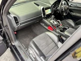2012 Porsche Cayenne GTS 4WD SUV for sale, Japanese used car export - photo 29 of 53 | GULJI TRADERS