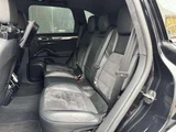 2012 Porsche Cayenne GTS 4WD SUV for sale, Japanese used car export - photo 31 of 53 | GULJI TRADERS
