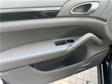 2012 Porsche Cayenne S SUV for sale, Japanese used car export - photo 49 of 58 | GULJI TRADERS